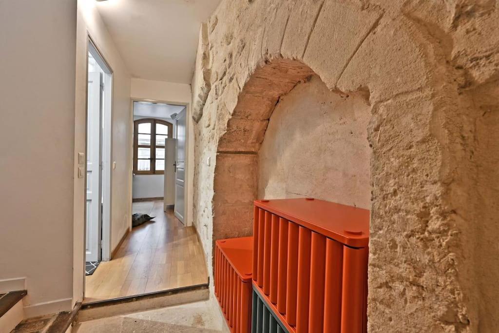 La Bulle - Parking Gratuit En Souterrain - 2 Mins Du Palais Des Papes - Clim Ac - Wifi Leilighet Avignon Eksteriør bilde